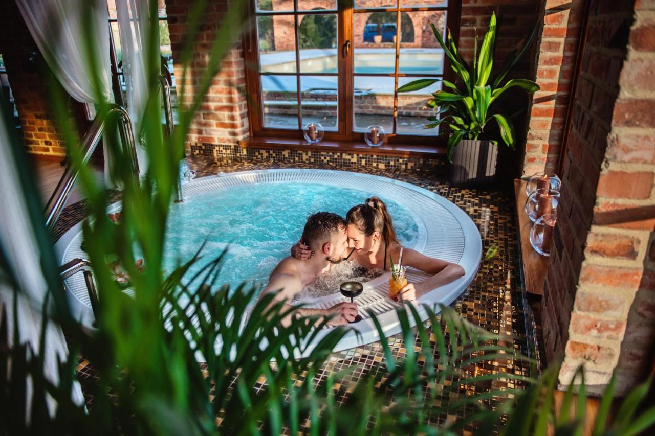 Zabi Dwor - Hotel - Restauracja - Spa Зелена Гура Екстер'єр фото