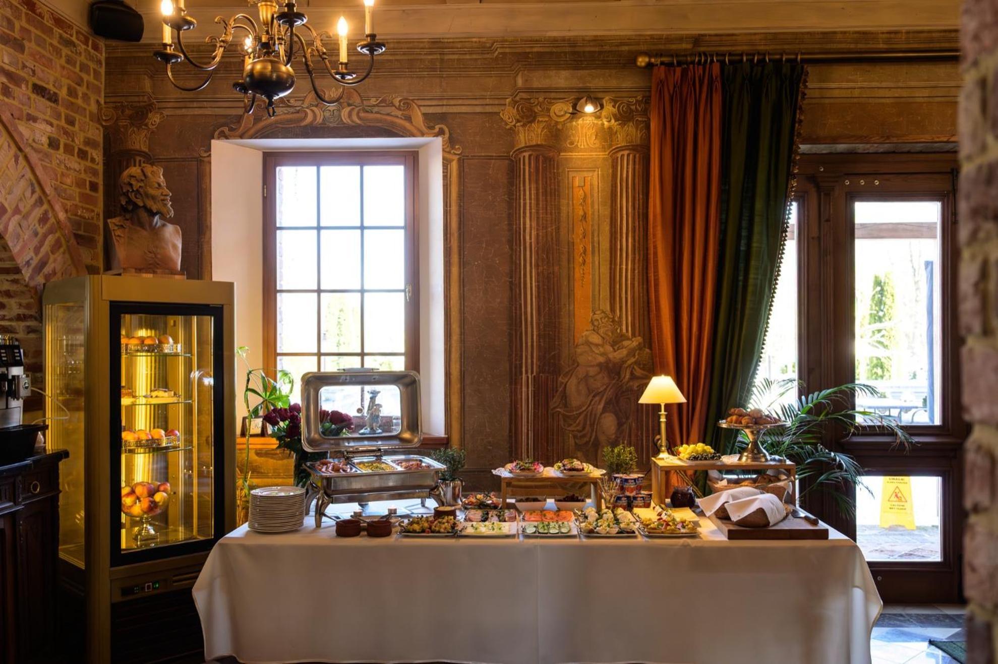 Zabi Dwor - Hotel - Restauracja - Spa Зелена Гура Екстер'єр фото