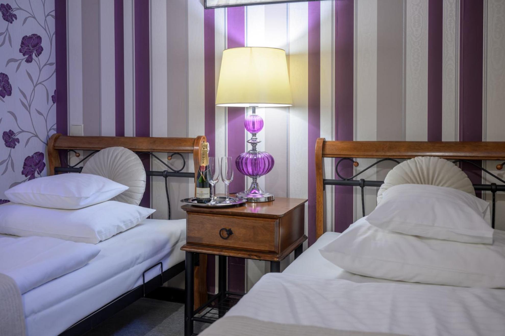 Zabi Dwor - Hotel - Restauracja - Spa Зелена Гура Екстер'єр фото